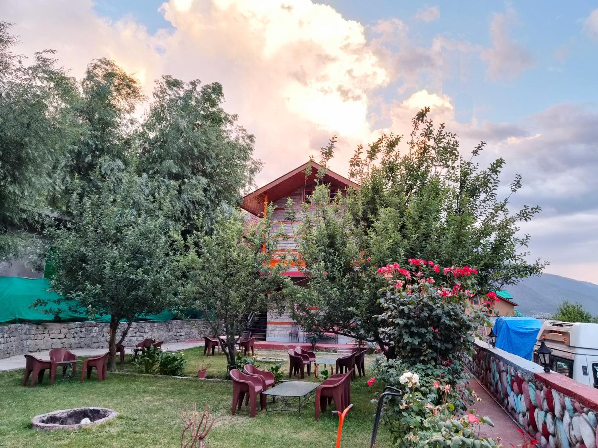 Melody Orchard Cottage Jagatsukh Dış mekan fotoğraf